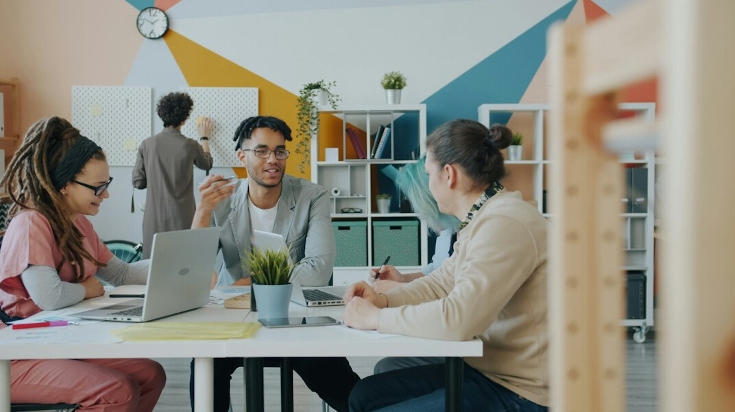healthy workplace environment